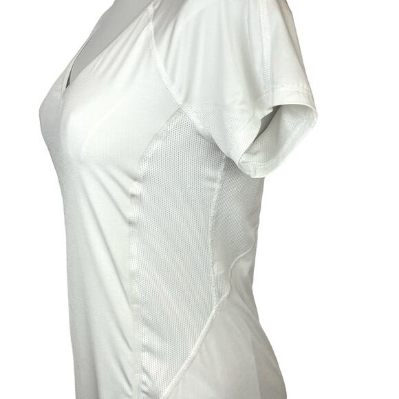 Athleta Forerunner Tee Small V Neck Smooth Stretch Vented Shirt Pocket Short Slv - Picture 9 of 15
